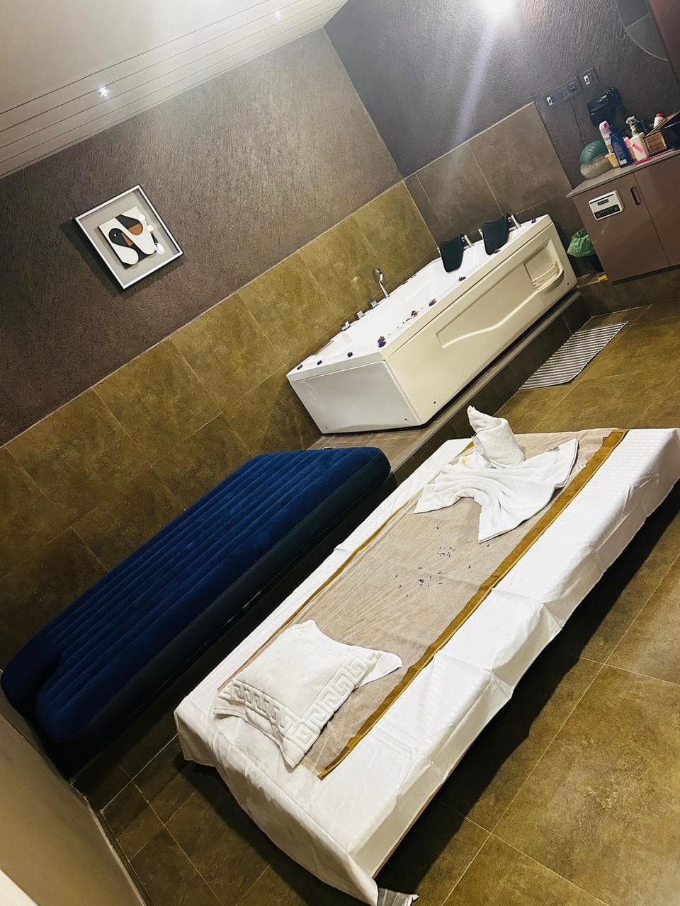 Premium Treatment Room