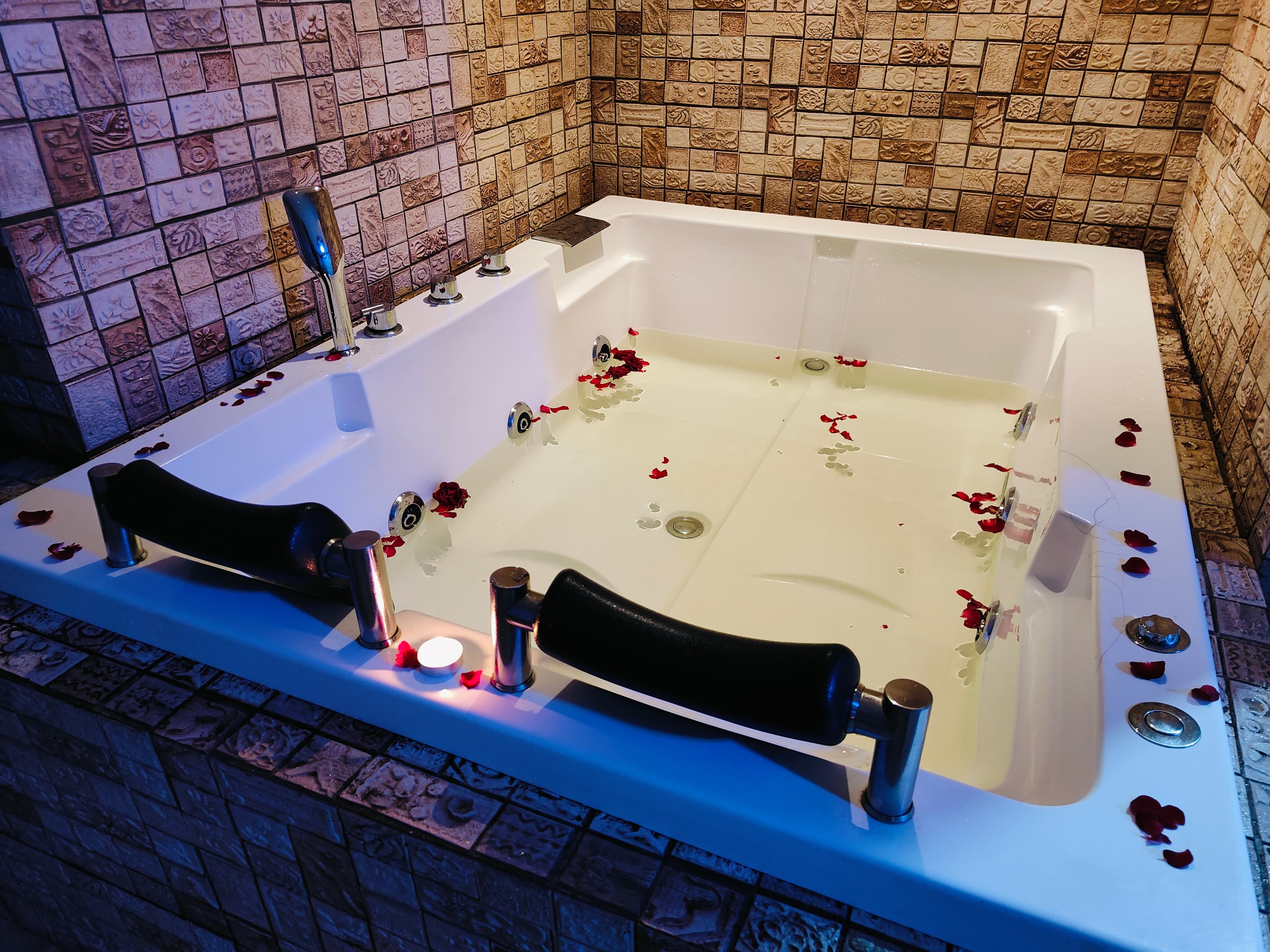 Jacuzzi Massage